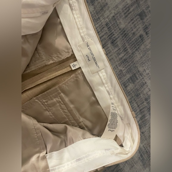 🤍SOLD🤍 Aritzia - The Effortless Pant™ Beige - Picture 4 of 6